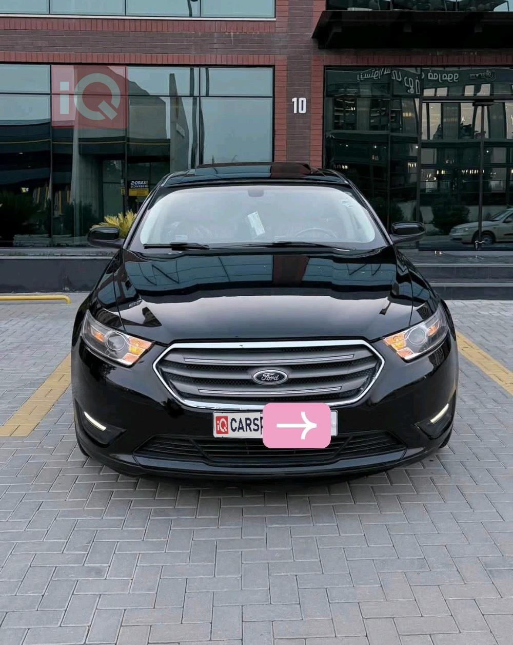 Ford Taurus